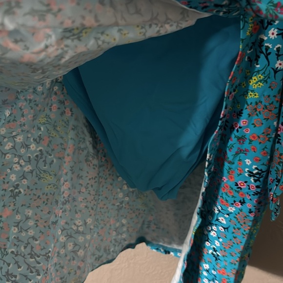 Lands End Women’s Swimdress Floral Size 4 Blue NWT - Picture 3 of 8